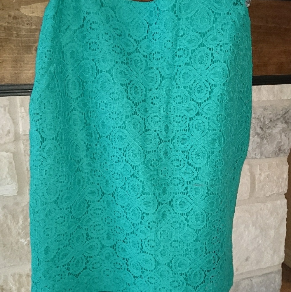 Bright green lined lace pencil skirt